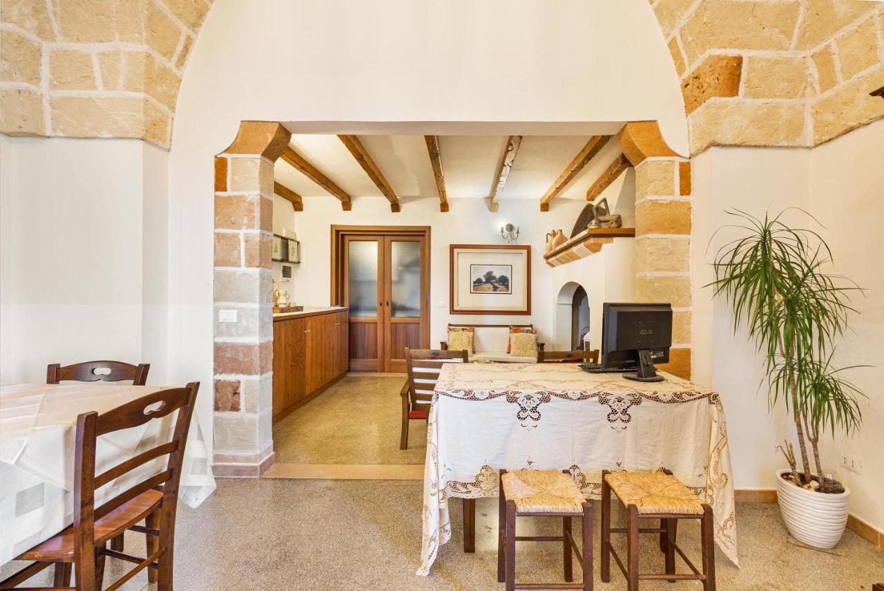 Tenuta Cavalieri Leverano Exterior photo