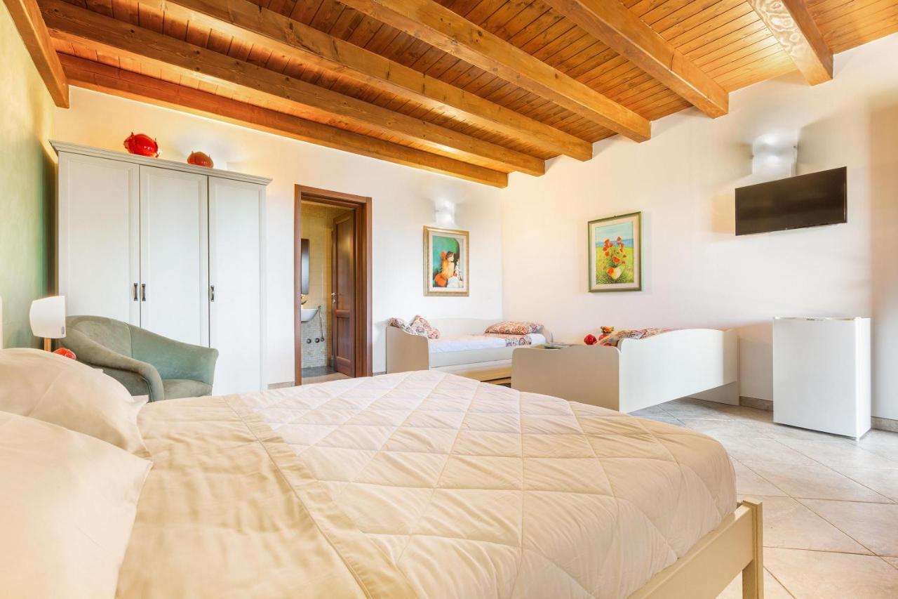 Tenuta Cavalieri Leverano Exterior photo
